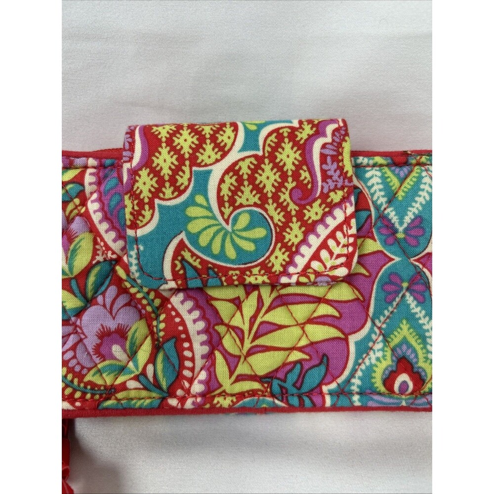 Vera Bradley Bright Floral Zip Around Wallet Wristlet Pink Hard Case - Picture 3 of 11